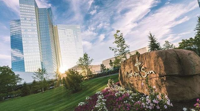 Mohegan Sun Resort Hotel